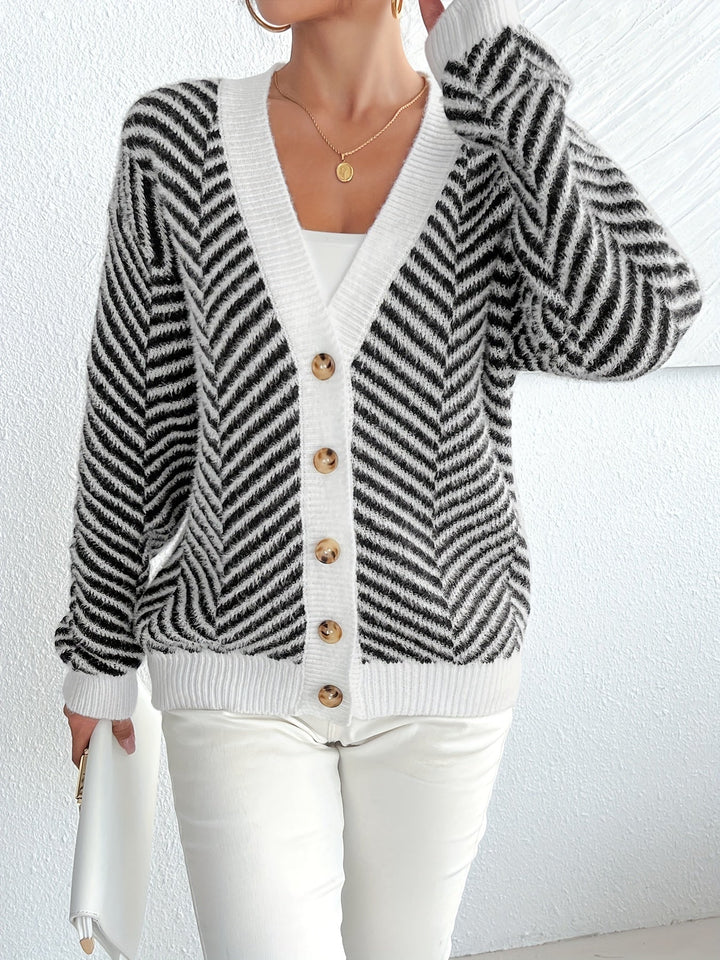 Amelia™ | Monochrome Chic Cardigan