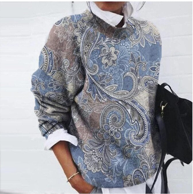 Amelia™ | Trendy Floral Sweater